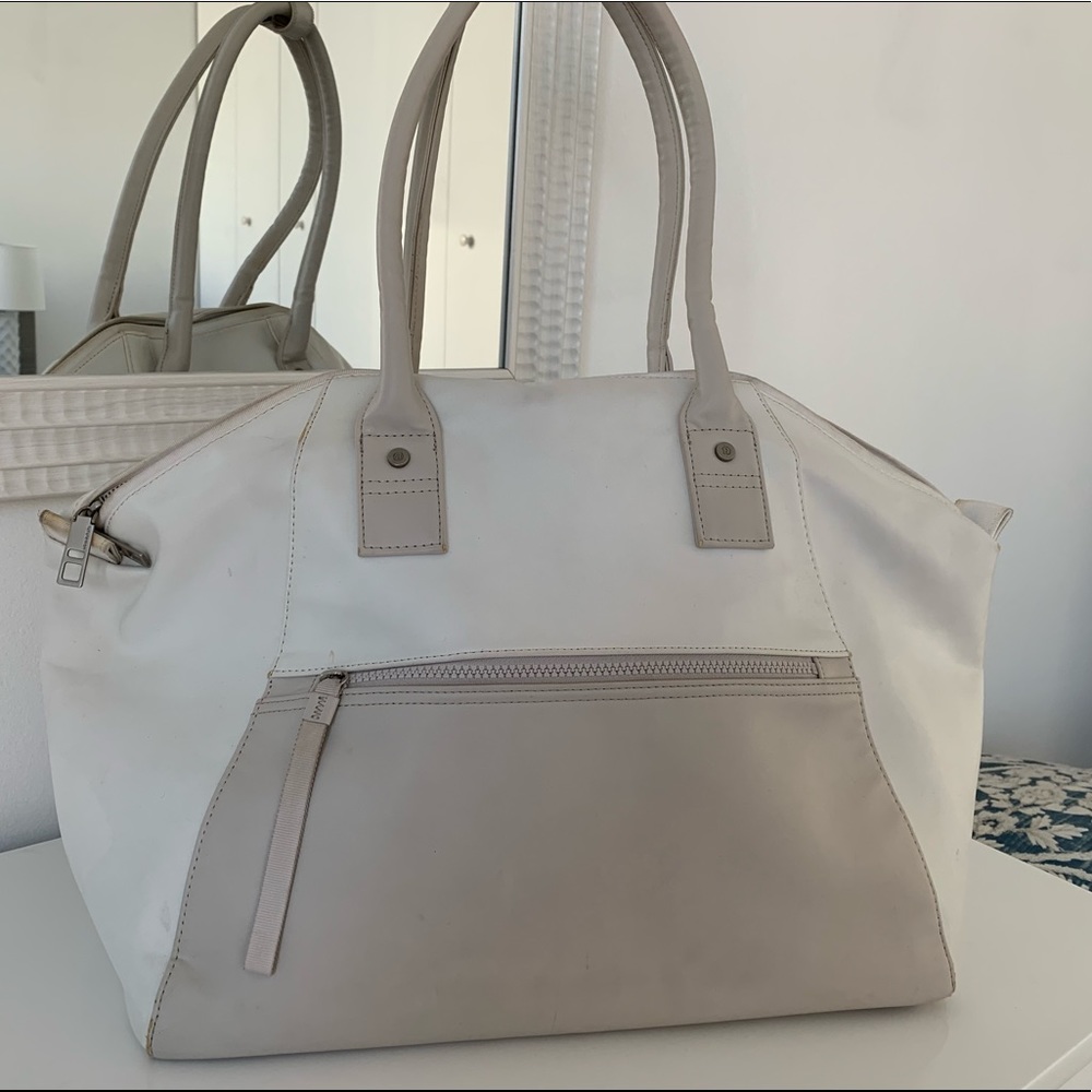 LuluLemon Gym Bag - White & Beige/Grey